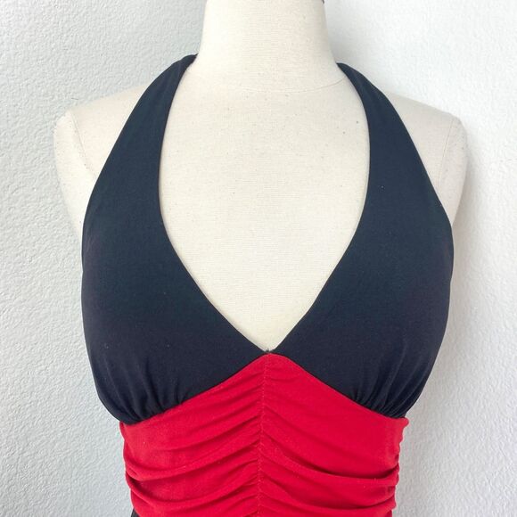 iz Buyer Black Halter Cocktail Dress Medium Red Ruched Waist Dance Party Clubbin - Picture 2 of 11